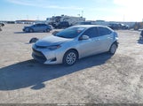 Toyota Corolla Le 5YFBURHE3JP795473 снимка