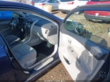 Toyota Corolla Le 5YFBU4EE6DP093501 снимка