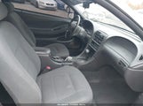 Ford Mustang 1FAFP4045YF108287 снимка