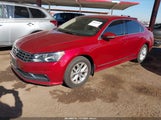 Volkswagen Passat 1.8T S 1VWAT7A31HC045338 снимка