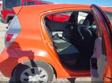 Toyota Prius C Two JTDKDTB31E1075359 снимка