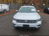 Volkswagen Tiguan 2.0T S 3VV0B7AX3JM078075 photo