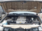 Toyota Tundra Grade 4.6L V8 5TFUM5F15AX009661 fotografie