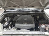 Toyota Tacoma Base V6 5TEMU52N25Z102743 fotografie