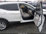 Nissan Rogue Sport Sv JN1BJ1CR3JW283761 fotografie