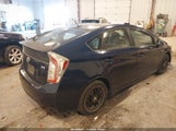 Toyota Prius Three JTDKN3DU8E1817579 снимка