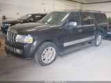 Lincoln Navigator L 5LMJJ3J53EEL00745 снимка