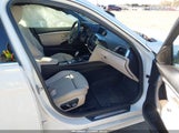 BMW 330I xDrive WBA8D9C36HA004641 fotografie