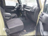Jeep Wrangler Unlimited Sahara 1C4HJWEG0DL581612 photo