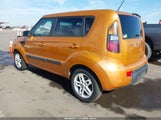 Kia Soul + KNDJT2A24B7213681 снимка