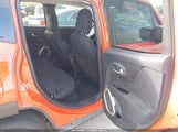 Jeep Renegade Latitude Fwd ZACCJABB9HPG26862 photo
