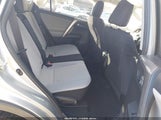 Toyota Rav4 Adventure/Xle JTMRFREV8JJ236731 photo