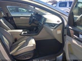 Hyundai Sonata Hybrid Limited KMHE34L39KA093166 photo