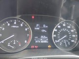 Hyundai Elantra Se 5NPD74LF3HH127604 снимка