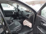 Jeep Cherokee Latitude Plus 4X4 1C4PJMLB4KD252894 снимка