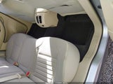 Ford Taurus Se 1FAHP2D81JG102948 fotografie