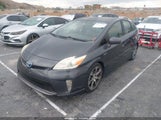 Toyota Prius Two JTDKN3DU4D5553431 снимка
