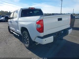Toyota Tundra  5.7L V8 5TFAY5F19GX501917 photo