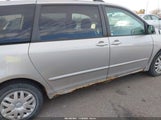 Toyota Sienna Le 5TDZA23C76S395693 снимка