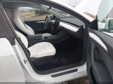 Tesla Model Y Performance Dual Motor All-Wheel Drive 7SAYGDEF9RA281328 fotografie