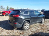 Jeep Cherokee Latitude 1C4PJLCB9FW712006 снимка