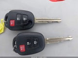 Toyota Prius C Two JTDKDTB33D1054818 снимка