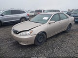 Toyota Camry Le JTDBE32K653026490 снимка