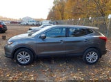 Nissan Rogue Sport S JN1BJ1CR0HW137151 photo