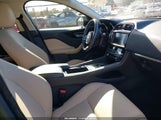Jaguar F-Pace 25T Premium SADCJ2FXXJA275563 снимка