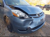 Toyota Sienna Le 5TDZK23C57S069258 снимка