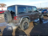 Jeep Wrangler Unlimited Rubicon 4X4 1C4HJXFG3JW117390 photo