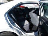 Toyota Corolla L 2T1BURHE3FC385148 снимка