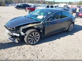 Tesla Model 3 Long Range Dual Motor All-Wheel Drive 5YJ3E1EB8LF711983 fotografie