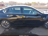 Nissan Altima 2.5 Sv 1N4AL3AP0HC171744 fotografie