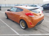 Hyundai Veloster Base W/Black KMHTC6AD3DU133404 снимка