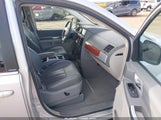 Chrysler Town & Country Touring 2A8HR54P38R698918 fotografie
