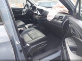 Honda Passport Awd Trailsport 5FNYF8H69PB020994 fotografie