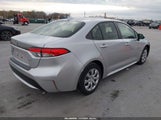 Toyota Corolla Le JTDEPMAE8N3004192 снимка