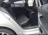 Volkswagen Jetta 2.5L Se 3VWBP7AJXCM323751 снимка