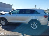 Kia Sorento 2.4L Lx 5XYPGDA39KG526313 photo