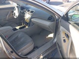 Toyota Camry Le 4T1BE46K17U570937 снимка