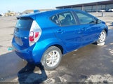 Toyota Prius C Three JTDKDTB39E1063864 снимка
