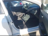 Hyundai Accent Se 3KPC24A33JE024681 снимка