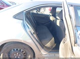 Toyota Corolla Le 5YFB4MDE7SP247907 снимка