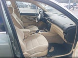 Volkswagen Passat Gl WVWMD63B83P383185 photo