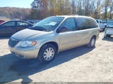Chrysler Town & Country Touring 2A8GP54L87R125011 снимка