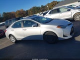 Toyota Corolla L 2T1BURHE5JC051955 снимка