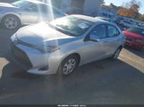 Toyota Corolla L 2T1BURHE5JC051955 снимка