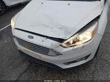 Ford Focus Titanium 1FADP3N25JL278889 fotografie
