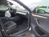 Tesla Model Y Long Range Dual Motor Rear-Wheel Drive 7SAYGDEDXSA349530 снимка